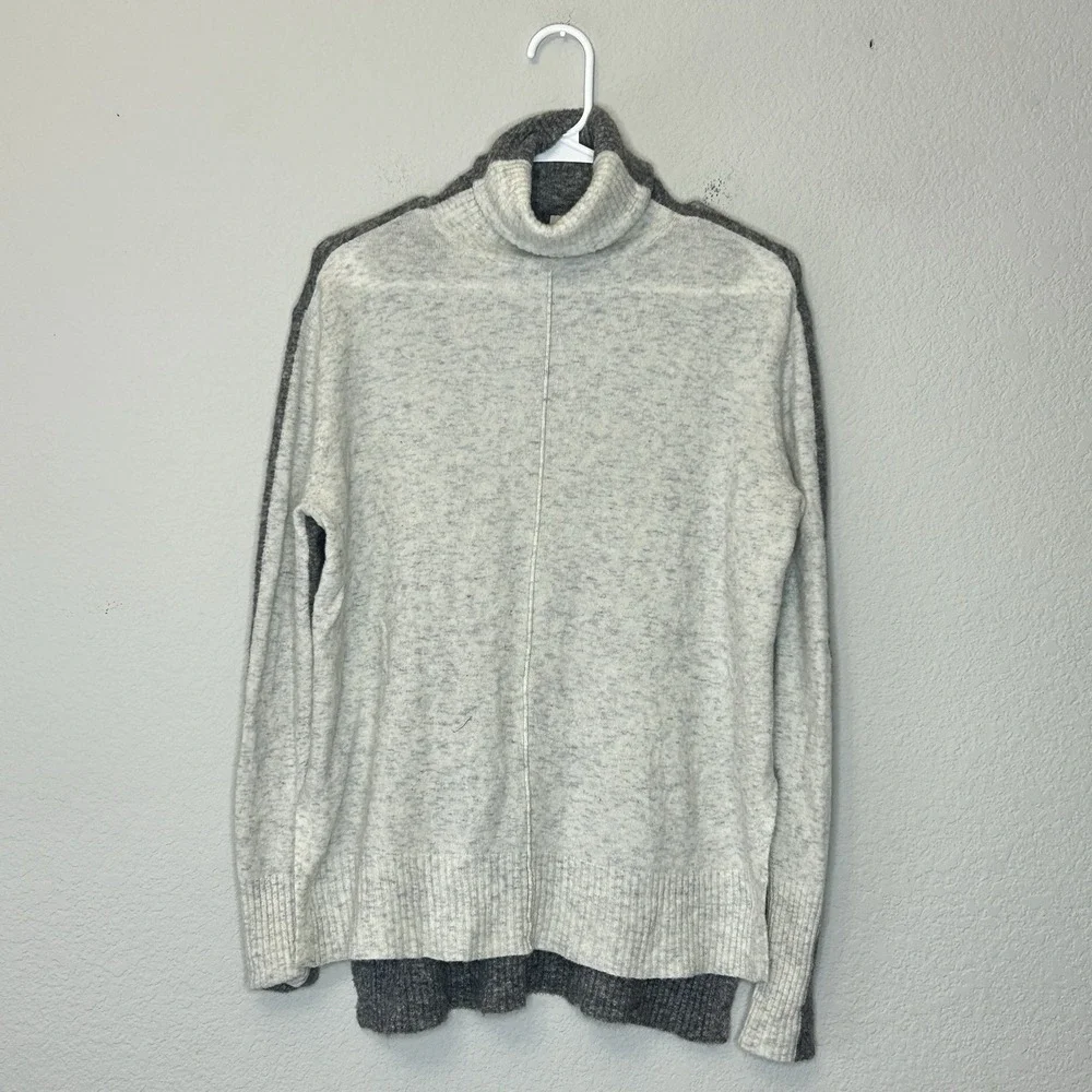 Athleta Transit Merino Wool Blend Colorblock Turtleneck Sweater Women's Size XS